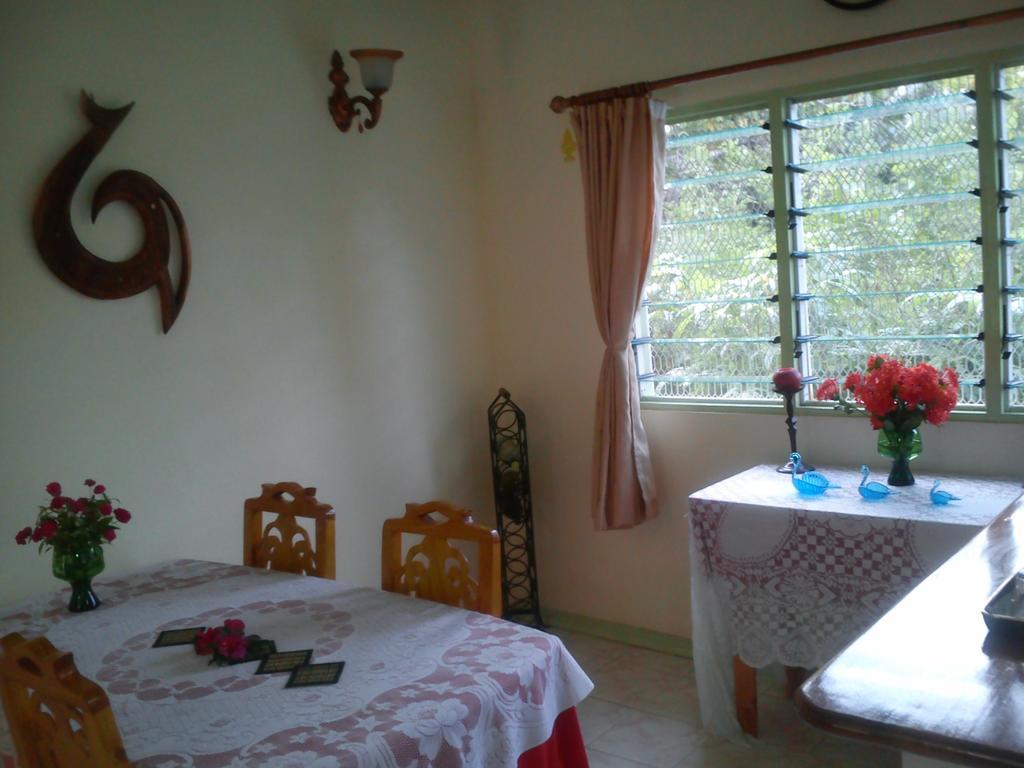 Malau Lodge Nuku'alofa Buitenkant foto