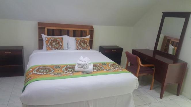 Malau Lodge Nuku'alofa Buitenkant foto